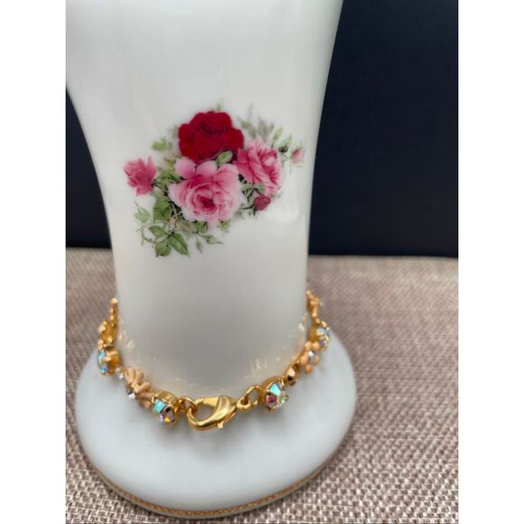 Fresh Flowers Gold-Tone Enamel & AB Crystal Floral Bracelet - Picture 2 of 8